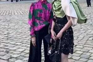刘亦菲与钟楚曦身高对比，惊人差距引热议