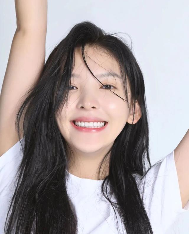 章若楠写真