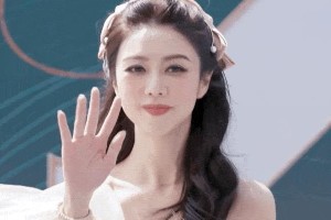 薛凯琪前卫造型引争议：多元审美碰撞下的艺人形象